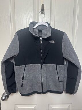 The North Face Boys' Denali Fleece Jacket- Large